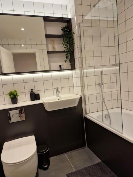 Modern-New Build Apartment In Birmingham Exteriér fotografie